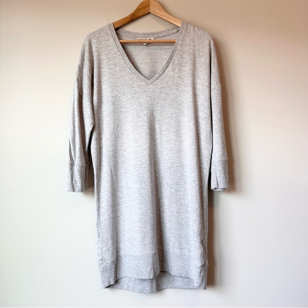 Express One Eleven | Long Sweatshirt